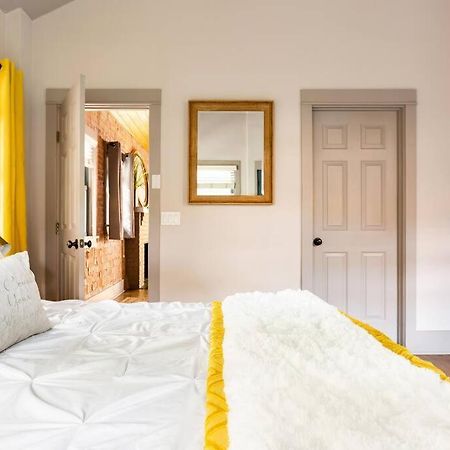 2Br Home W Parking Downtown Charm In Full Bloom! Tucson Exterior photo