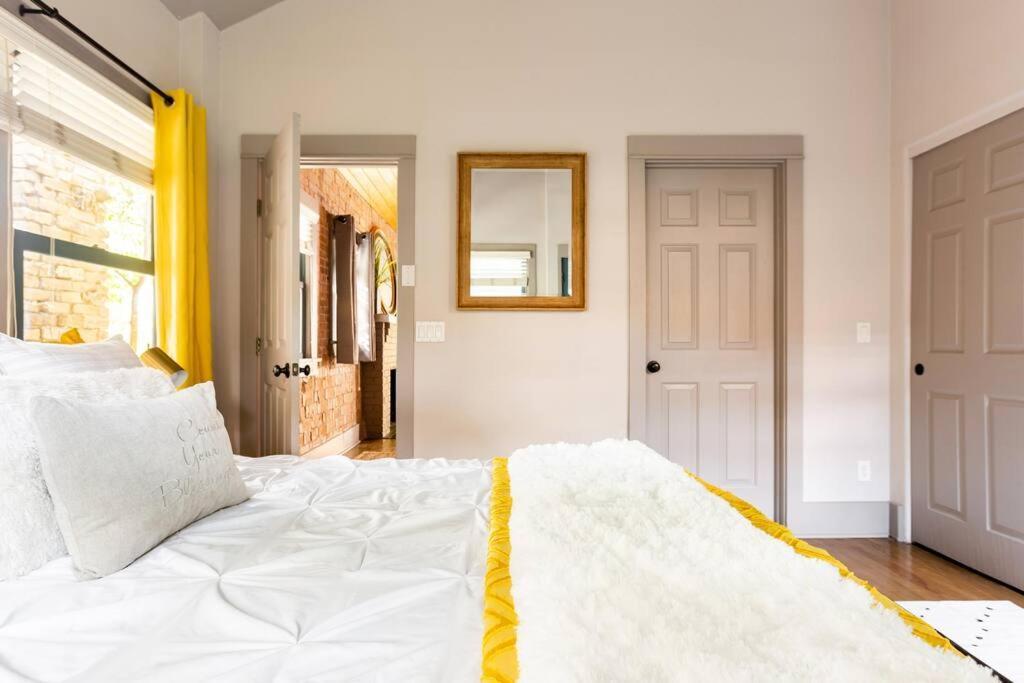 2Br Home W Parking Downtown Charm In Full Bloom! Tucson Exterior photo
