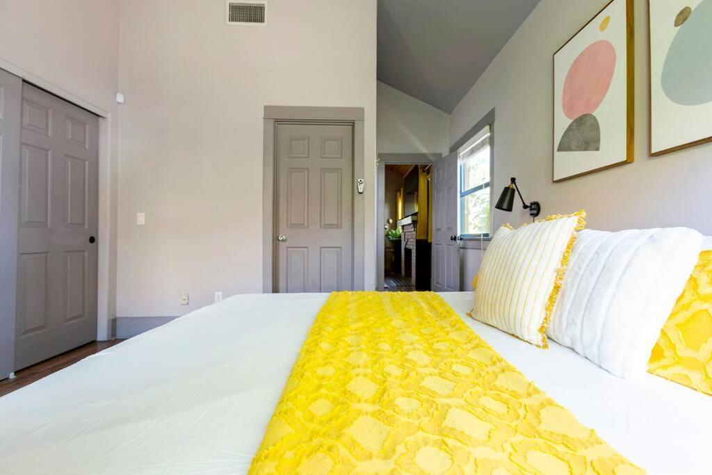 2Br Home W Parking Downtown Charm In Full Bloom! Tucson Exterior photo