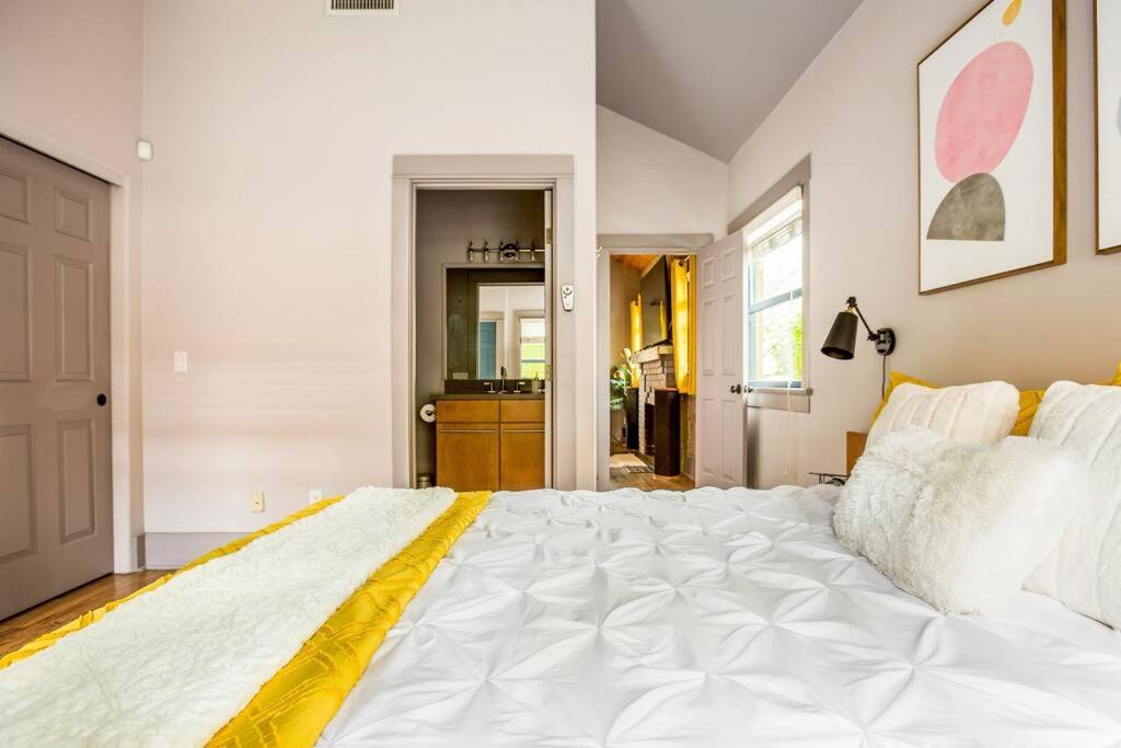 2Br Home W Parking Downtown Charm In Full Bloom! Tucson Exterior photo