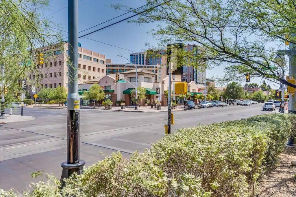 2Br Home W Parking Downtown Charm In Full Bloom! Tucson Exterior photo